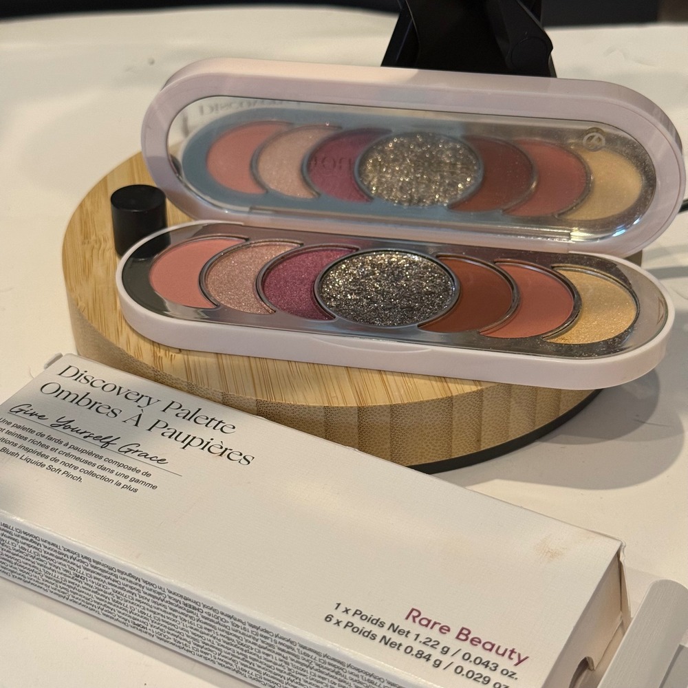 Rare Beauty • Discovery Eyeshadow Palette •Give Yourself Grace•New Imperfect Box